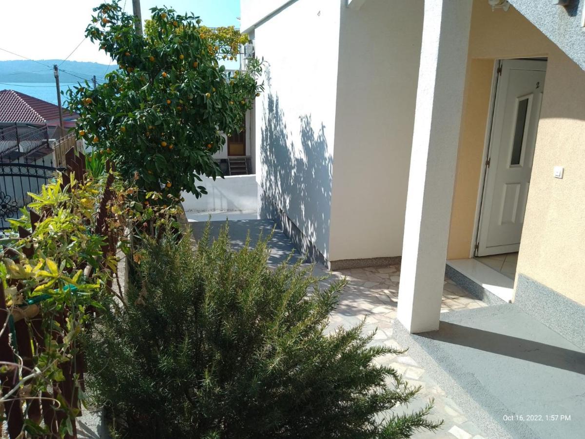 Apartman Tomic - Copacabana Beach Okrug Gornji Kültér fotó